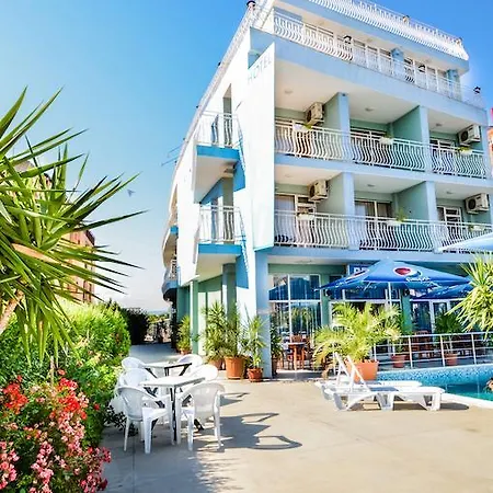 Family Eliri Отель 3*