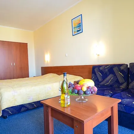 Отель Family Eliri 3*