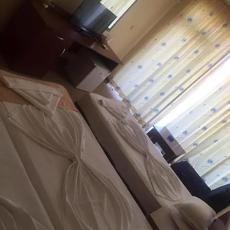 Hotel Family Eliri 3*