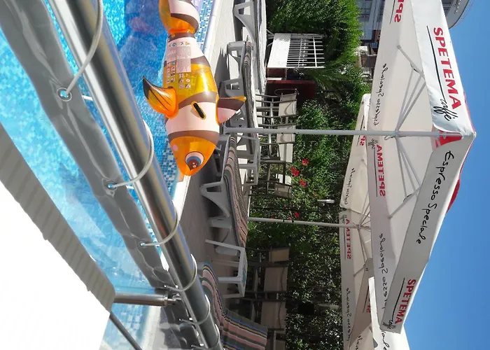 Hotel Family Eliri 3*